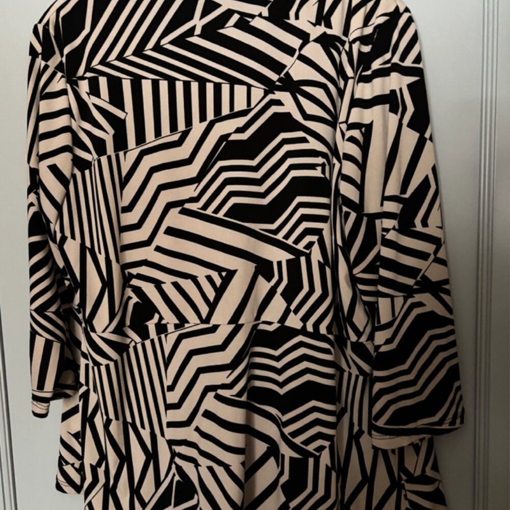 Dress Barn Spring Time Jacket - Picture 6 of 8